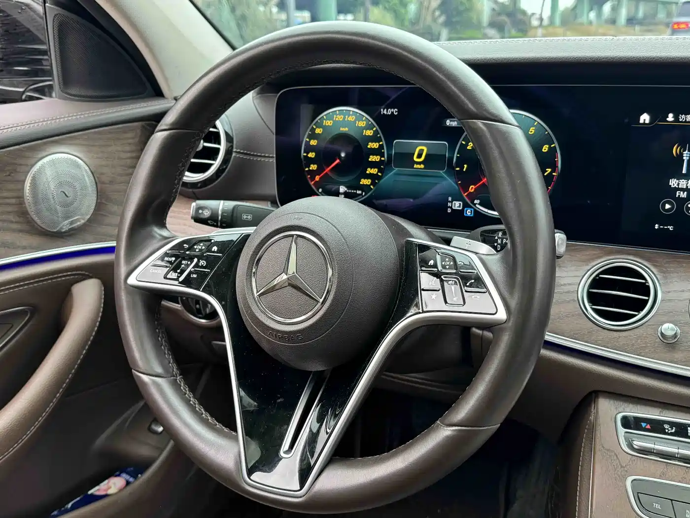 Mercedes-Benz E-Class 2023 Facelift E 300 L Luxury фото 11