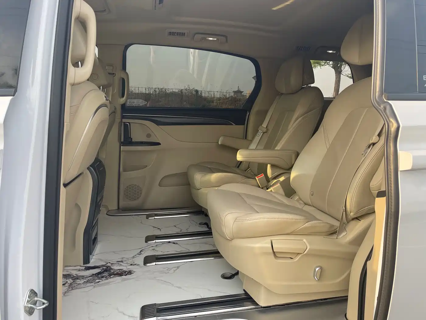 Buick GL8 2022 ES Landmark 653T Premium фото 6