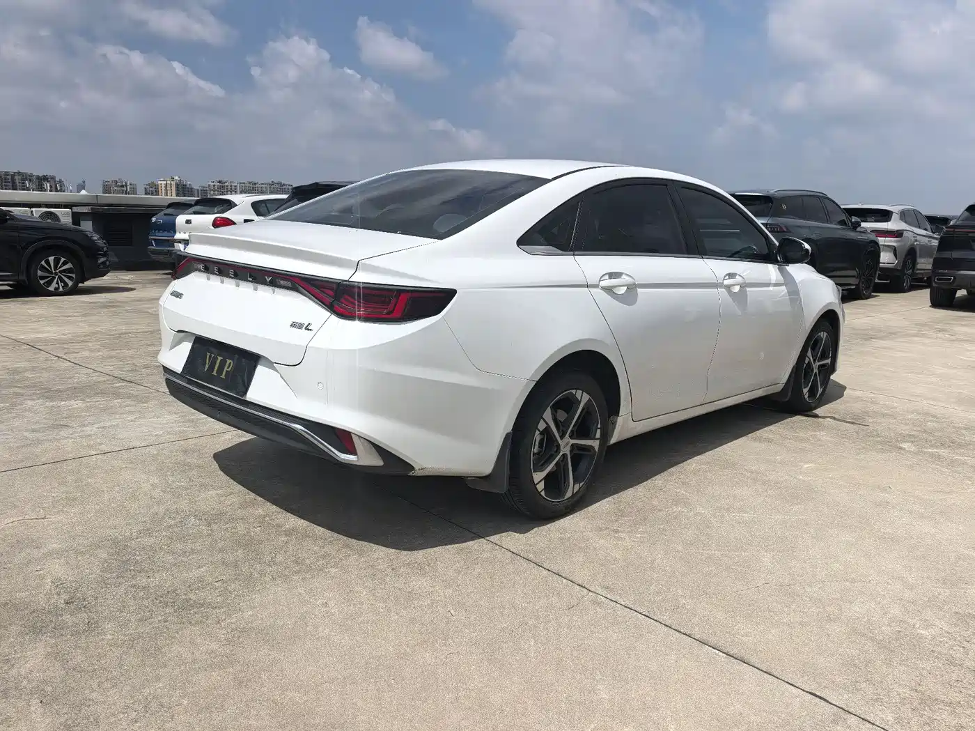 Geely Emgrand L 2022 2022 1.4T CVT Supreme