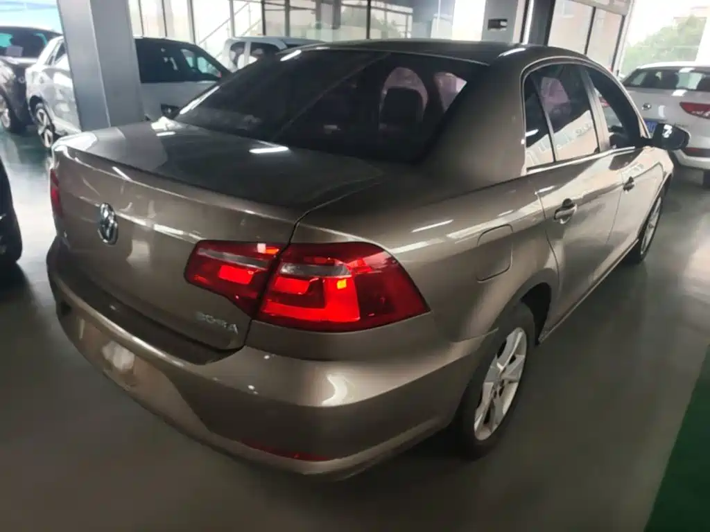 Фото 7 - Volkswagen Bora