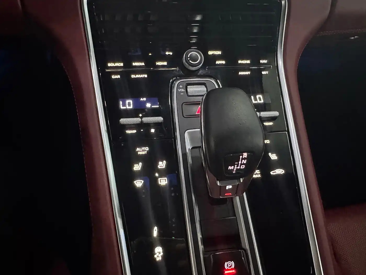 Photo 12 - Porsche Panamera