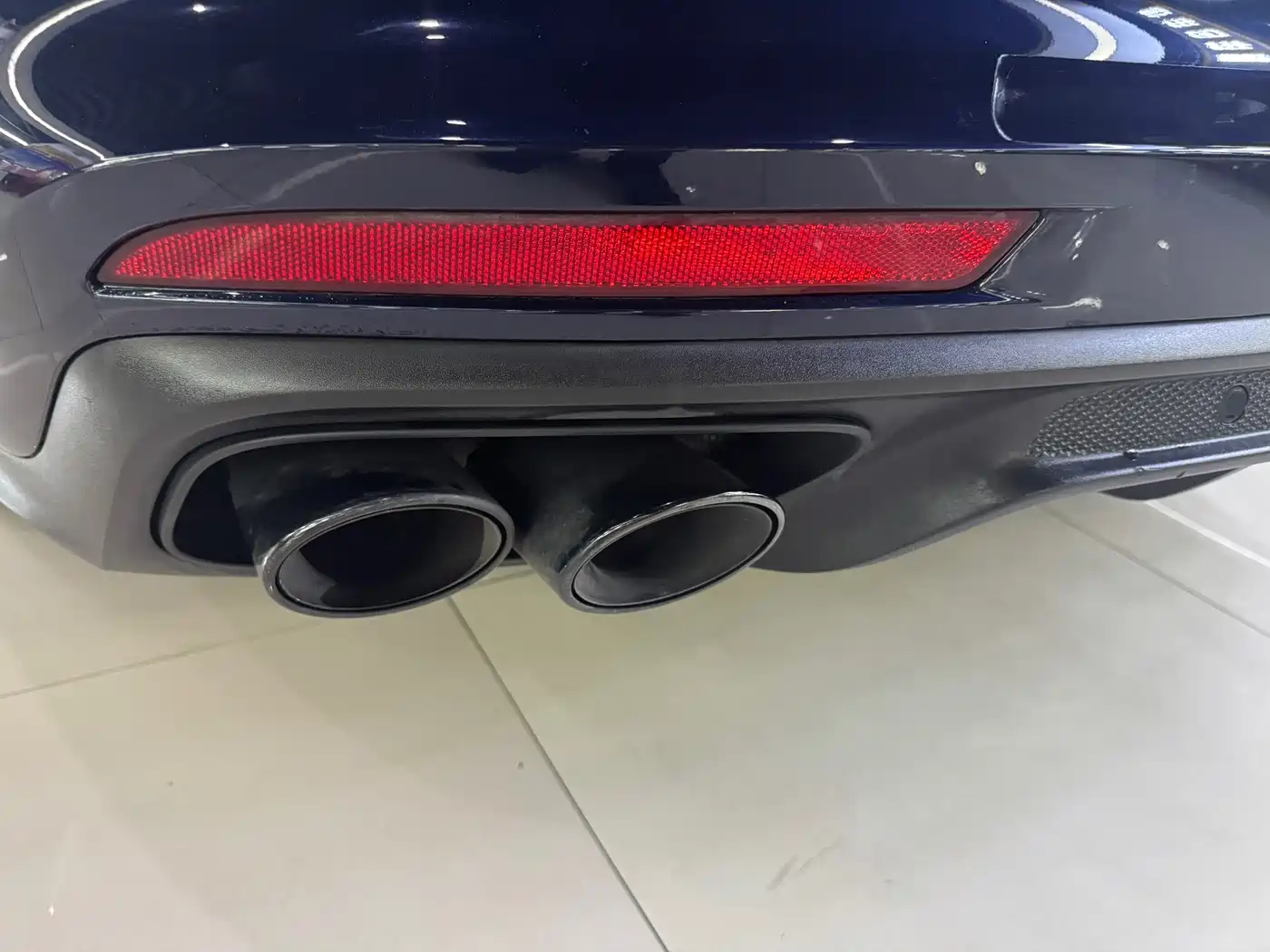 Photo 15 - Porsche Panamera