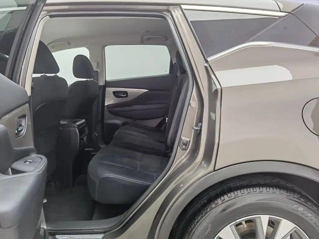 Nissan Murano 2023 2021 2.5L XE 2WD Elite Edition