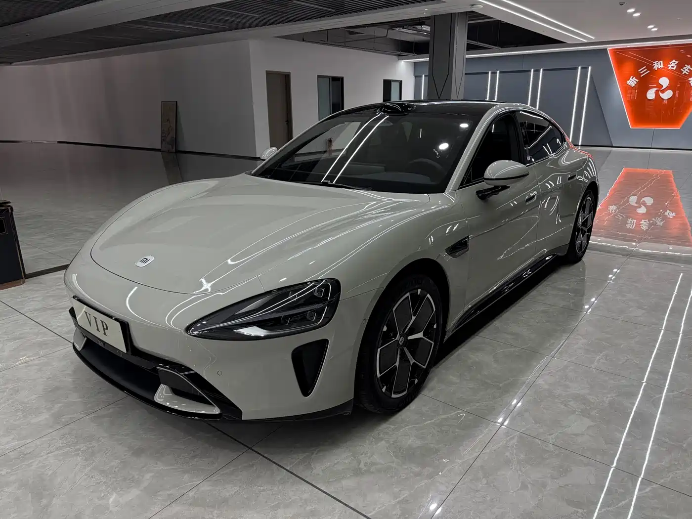 XIAOMI CAR XIAOMI SU7