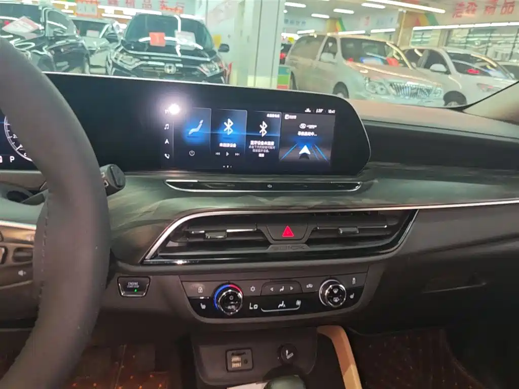 BUICK GL6