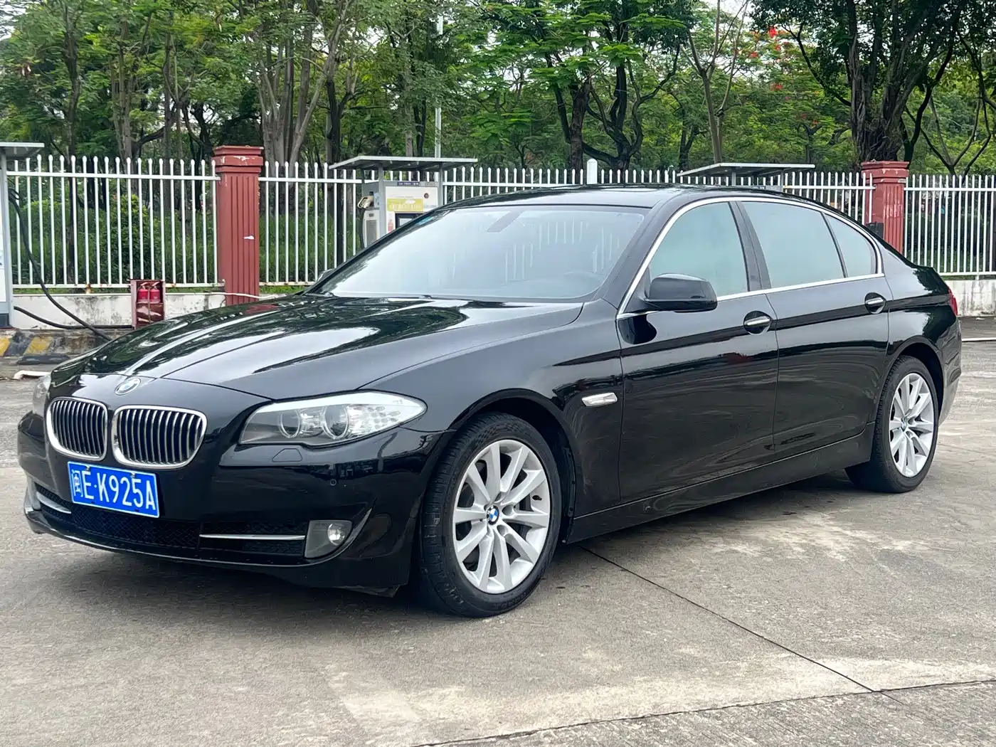 Фото 1 - BMW 5 Series