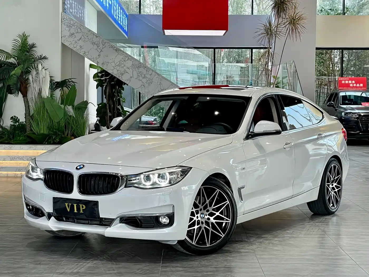 BMW 3 Series GT 2014 328i Design Package