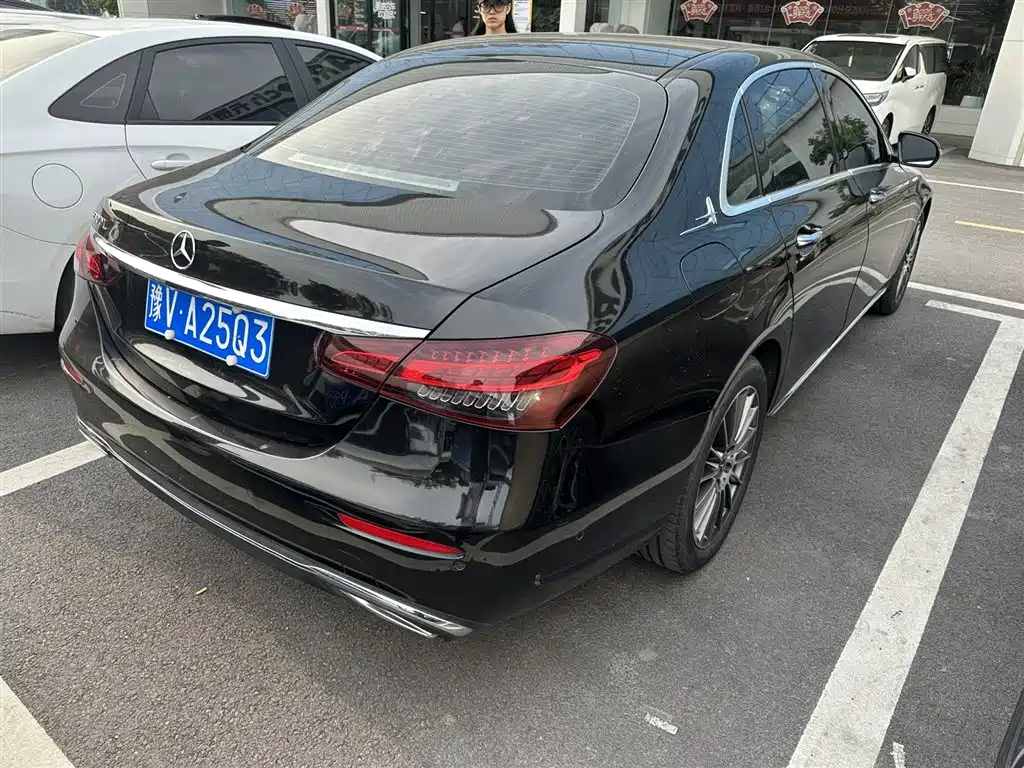  E CLASS