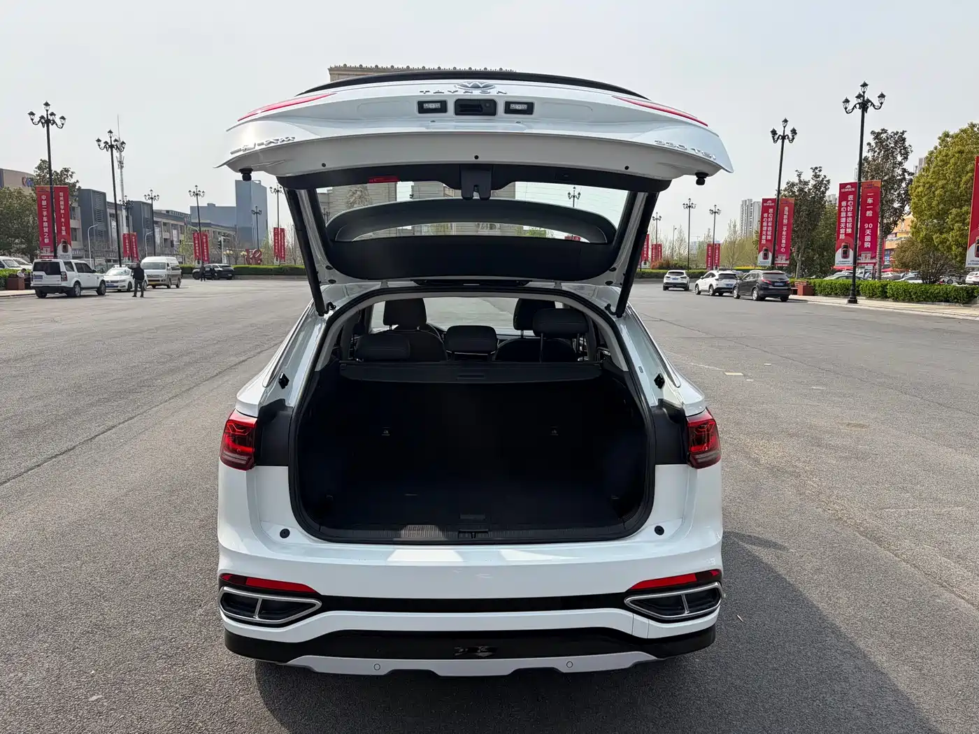 Volkswagen Tayron X 2020 330TSI 2WD Premium Smart Edition фото 18