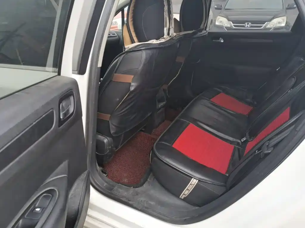 صورة 17 - Citroën C4 C-Quatre