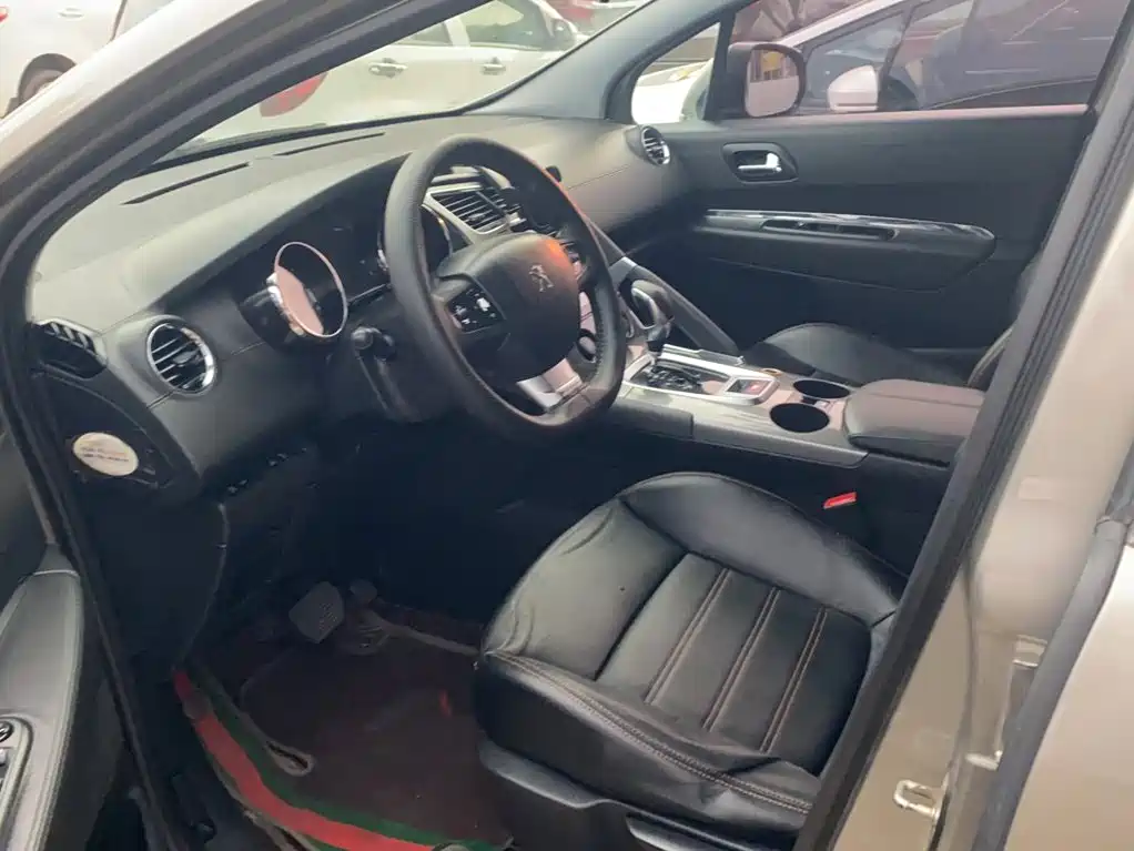 Peugeot 3008 2017 2016 2.0L Automatic Classic Edition