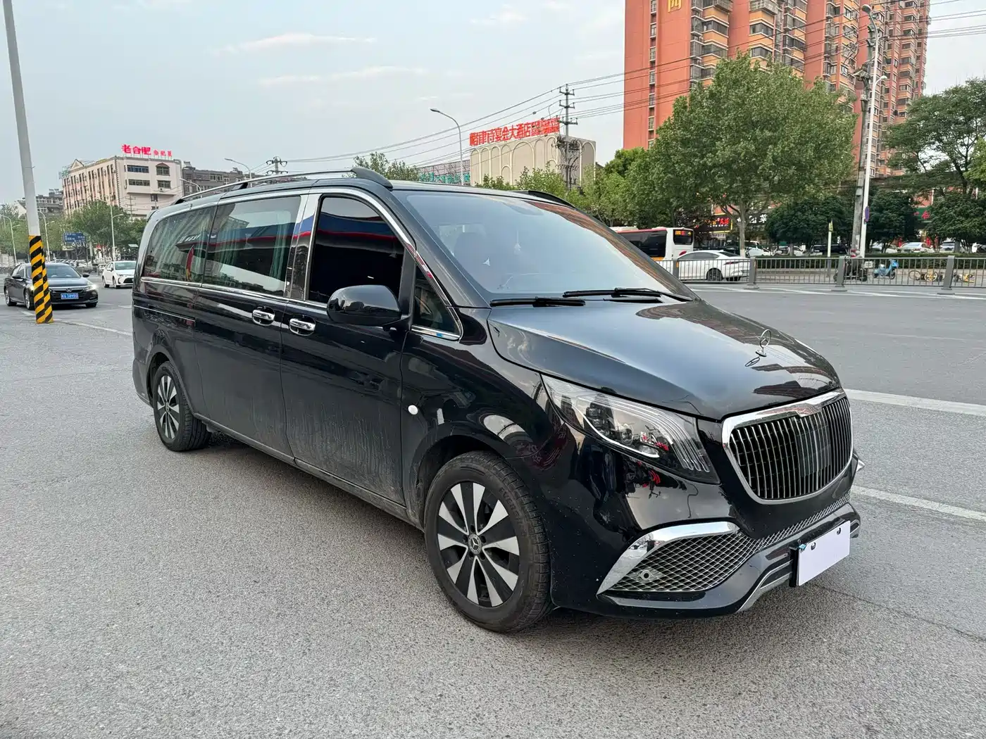 Mercedes-Benz Vito 2023 2.0T Elite 7-Seater фото 3