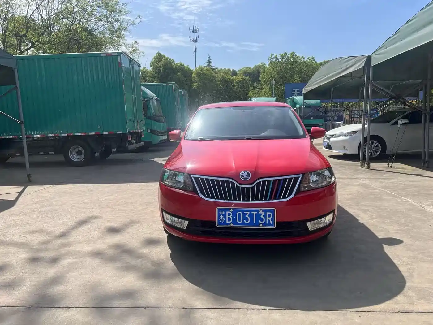 Škoda Skoda Rapid Spaceback 2014 1.6L Automatic Joy Edition фото 2