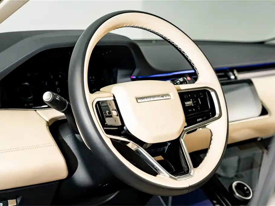 Land Rover Range Rover Evoque 2023 Range Rover Evoque L 249PS Premium Luxury Edition фото 12