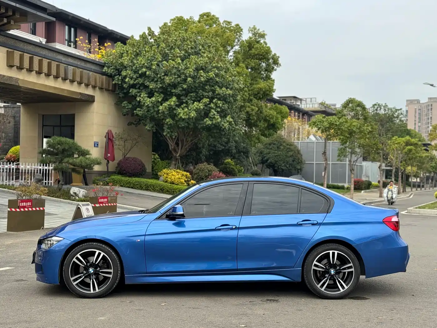 BMW 3 Series 2018 320i M Sport Package фото 13