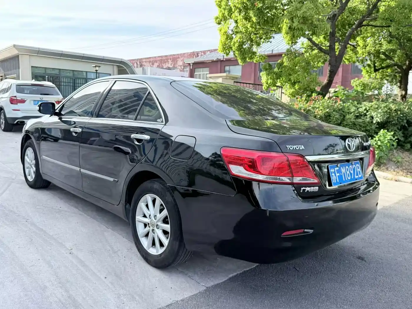 Фото 7 - Toyota Camry