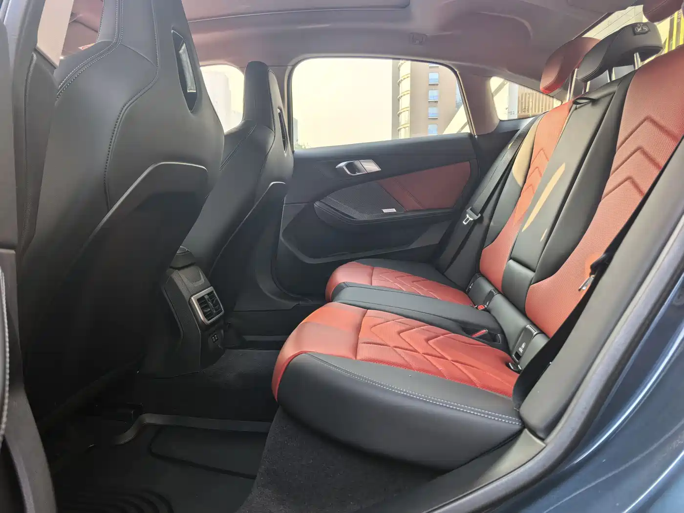 BMW 2 Series 2025 225L M Sport Moonlight Package фото 11
