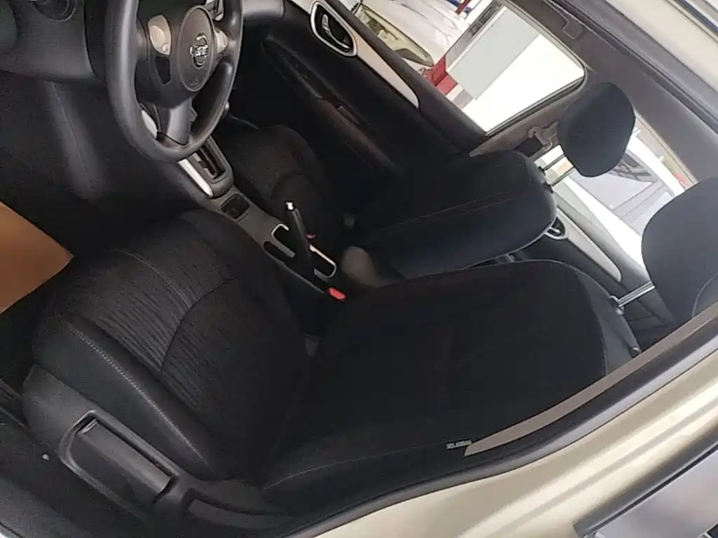 Nissan SYLPHY, миниатюра 11