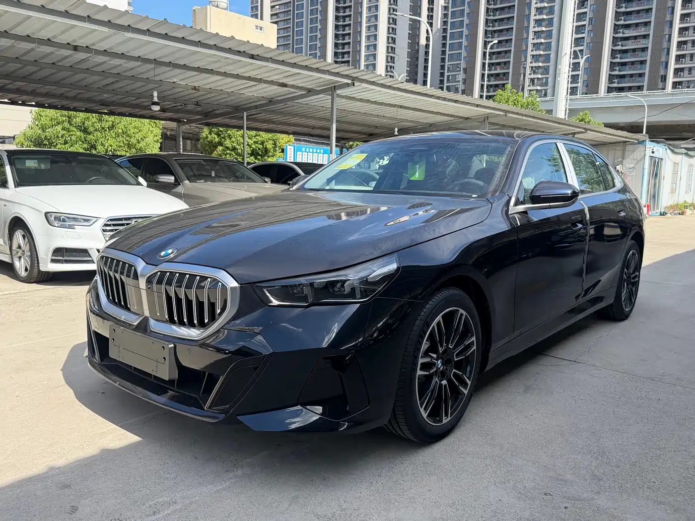 BMW 5 Series 2026 2026 Model Year Facelift 530Li Leading M Sport Package