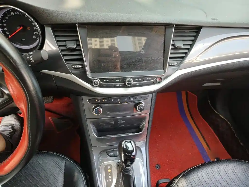Фото 6 - Buick Verano