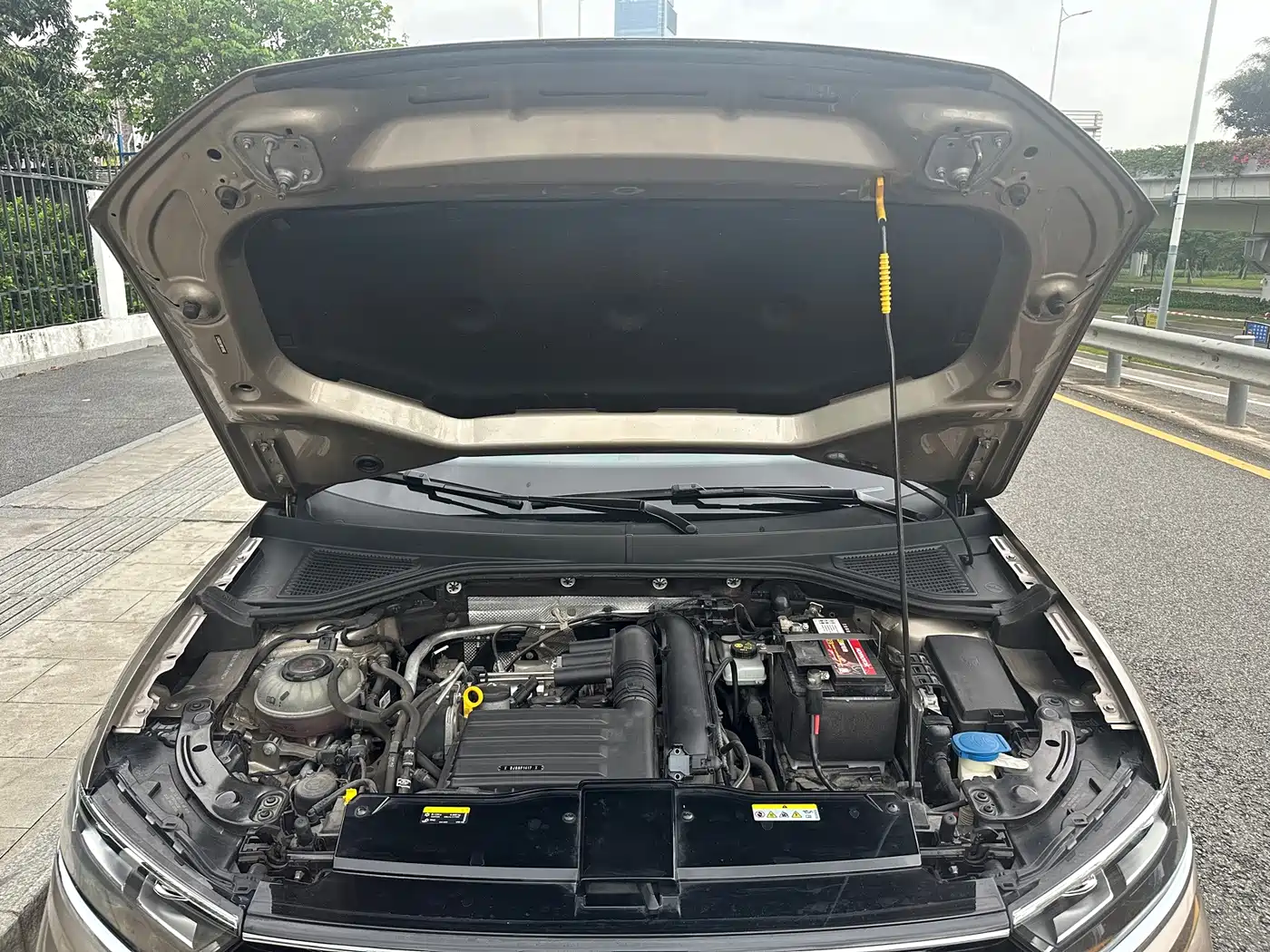 Фото 10 - Volkswagen T-ROC