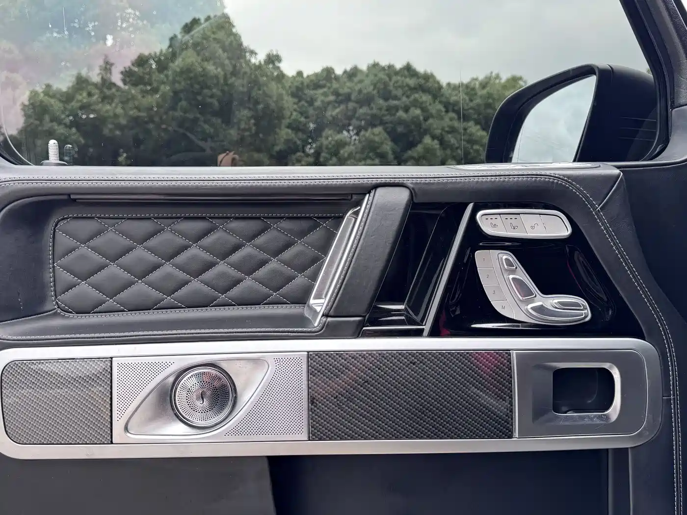 Mercedes-Benz G-Class 2011 2010 G 500