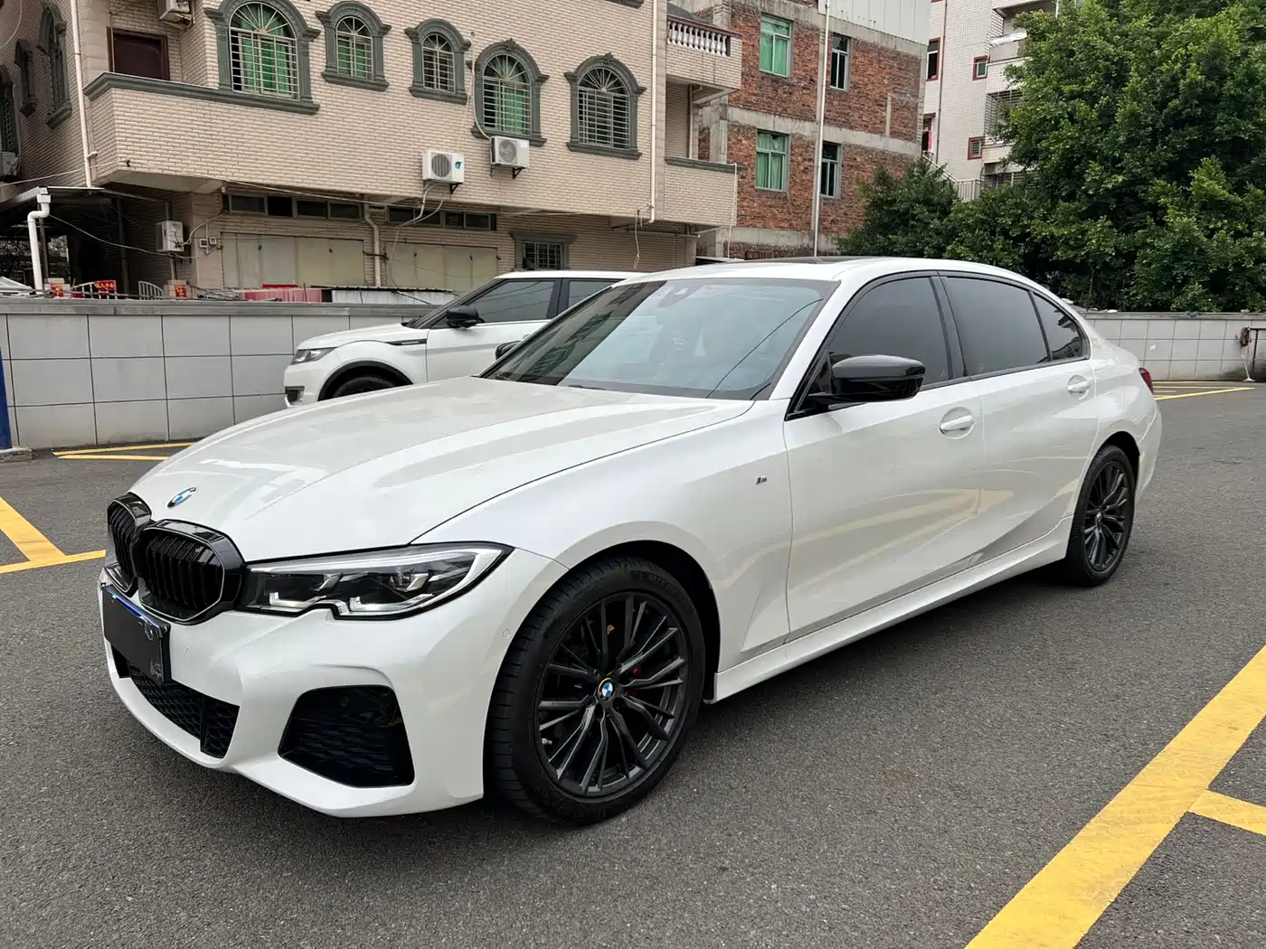 BMW 3 Series 2022 Facelift 325Li M Sport Shadow Edition