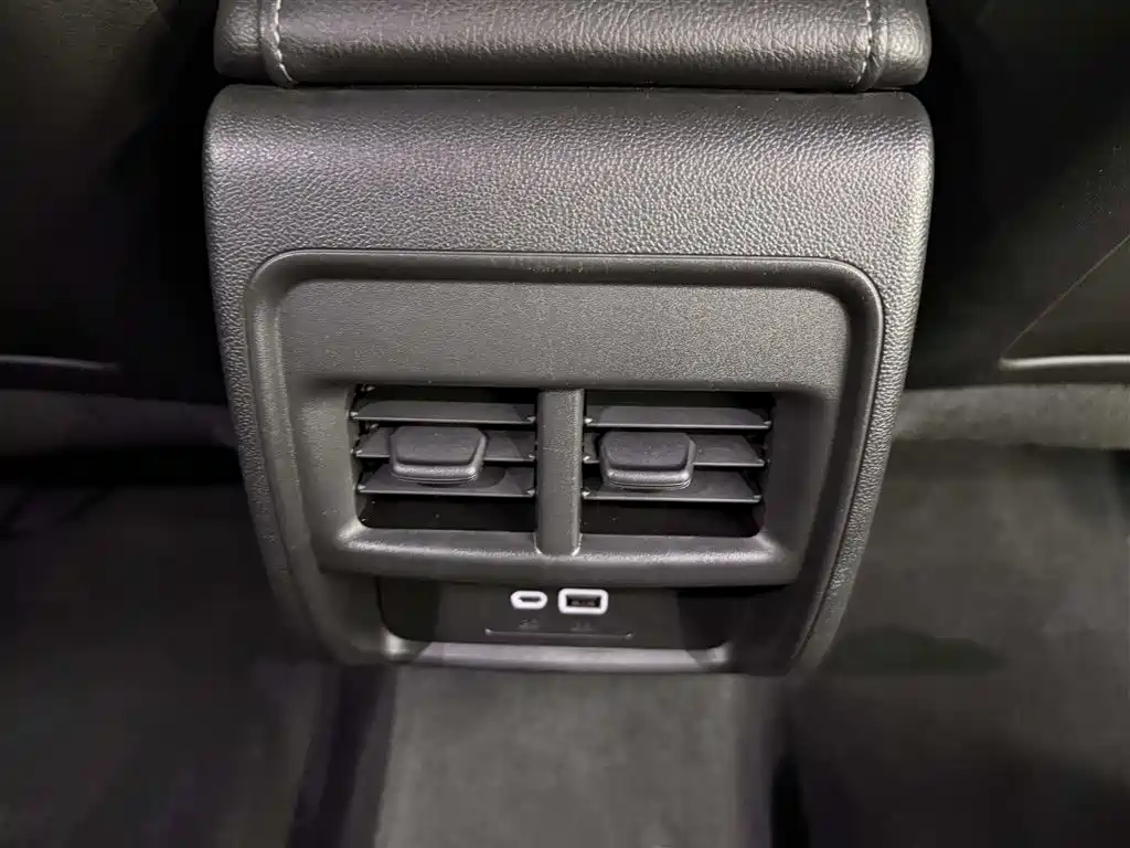 Cadillac XT4 2024 2024 28T 2WD Luxury