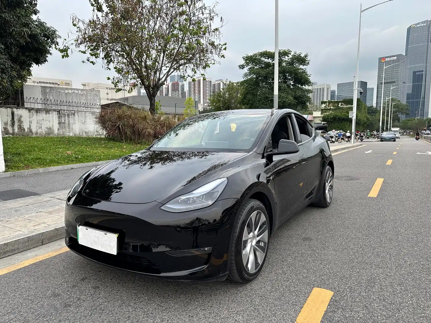 Tesla Model Y 2021