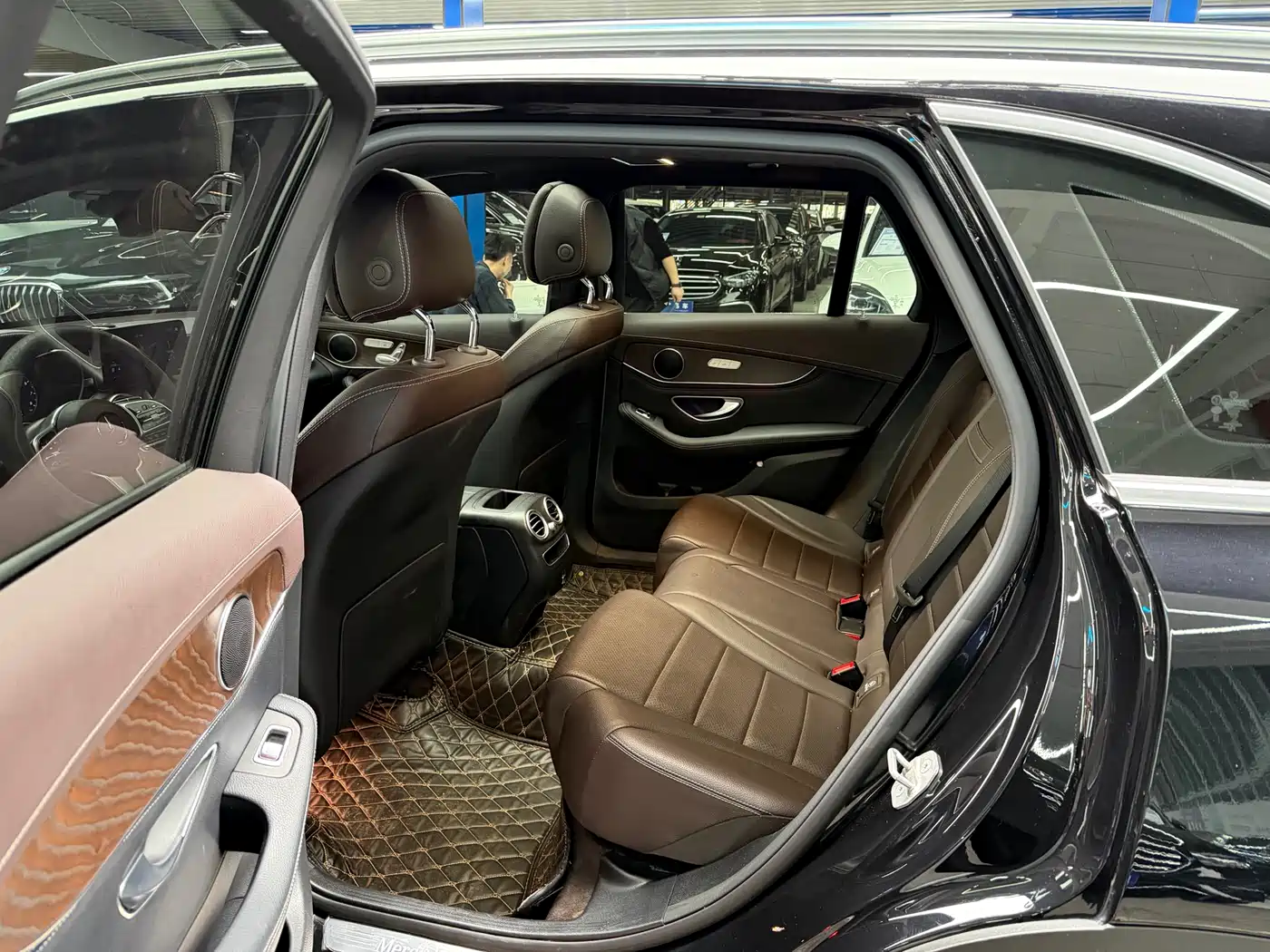 Mercedes-Benz GLC 2020 GLC 300 L 4MATIC Dynamic фото 8