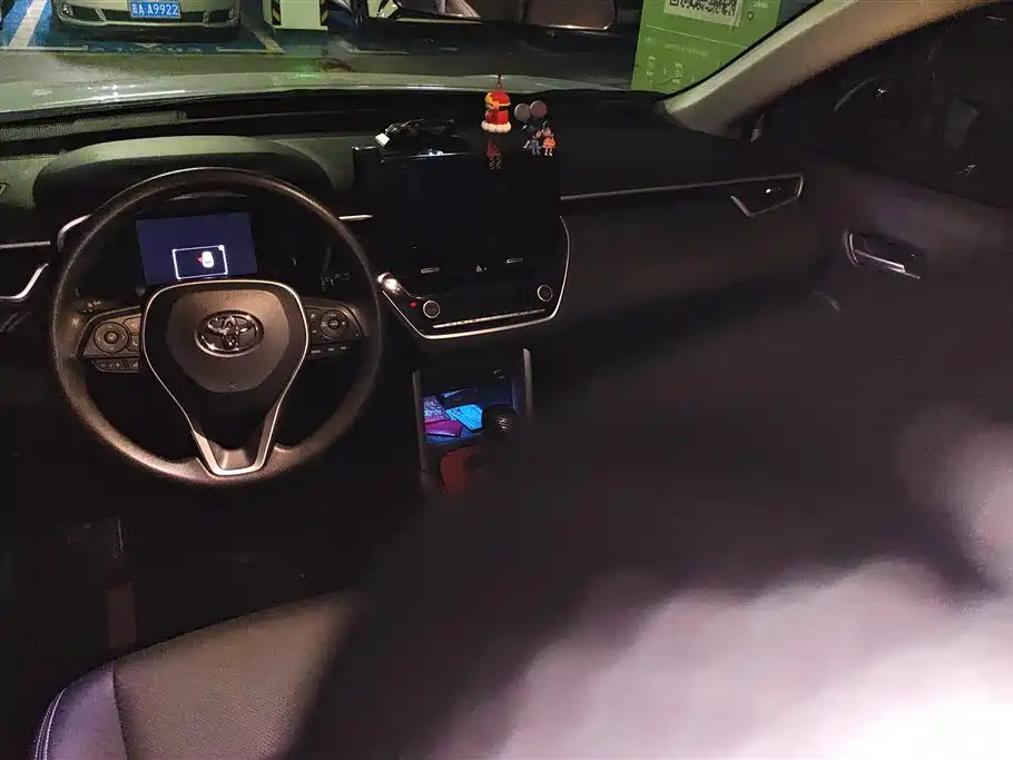 Toyota Frontlander 2023 2.0L Smart Hybrid Dual Engine Luxury Edition фото 12