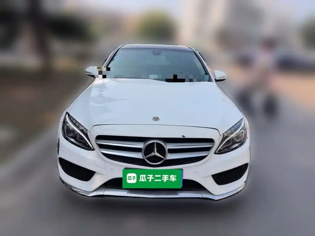 Photo 3 - Mercedes-Benz C-Class