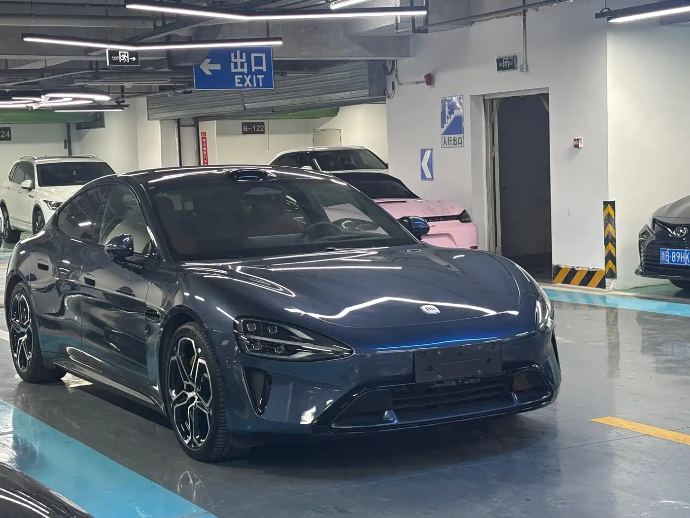 XIAOMI CAR XIAOMI SU7