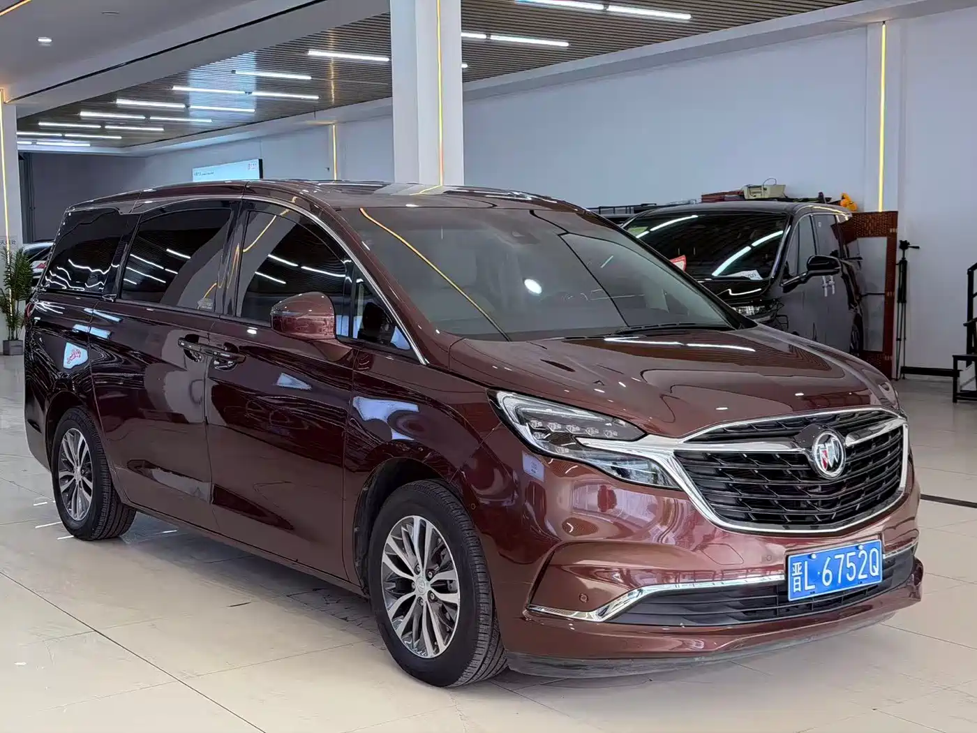BUICK GL8