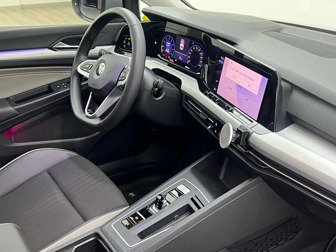 Volkswagen Golf 2021 280TSI DSG Pro фото 20
