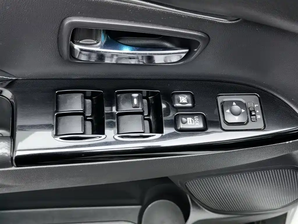 MITSUBISHI JINXUAN ASX