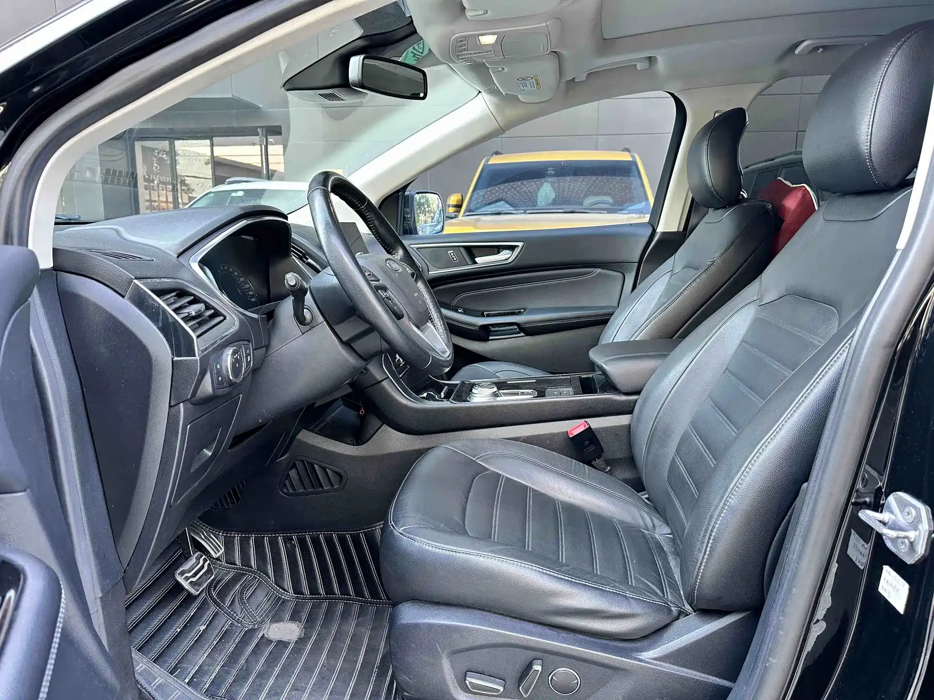 Фото 5 - Ford Edge