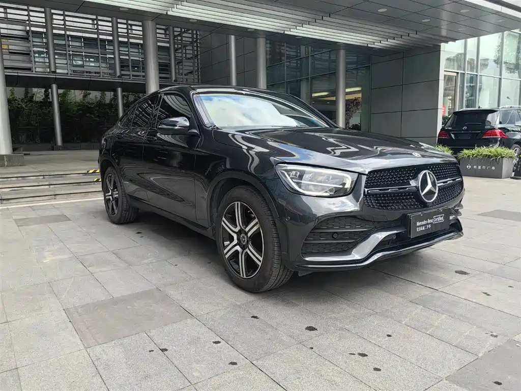 Mercedes-Benz GLC Coupe 2022 2022 GLC 260 4MATIC Coupe SUV