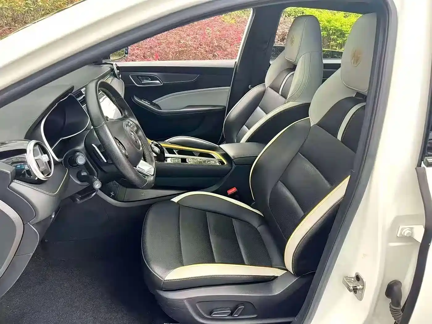 MG MG6 2021 Pro 1.5T Auto Trophy Luxury Edition фото 6