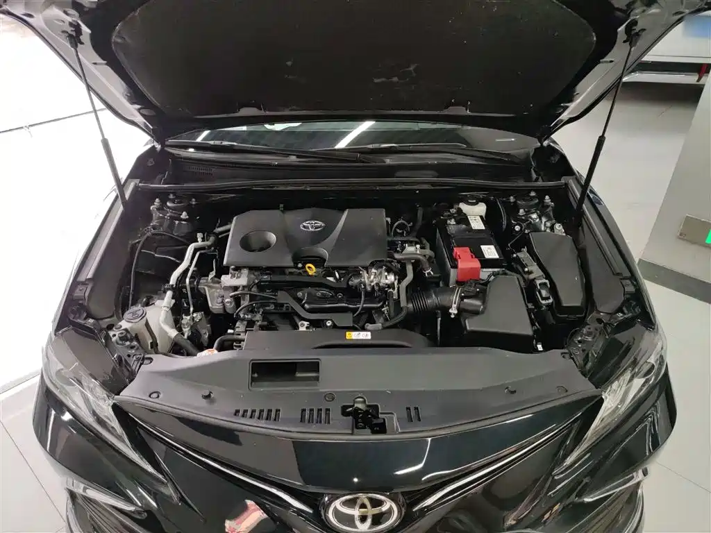 Toyota Camry 2023 2.0G Luxury Edition фото 16