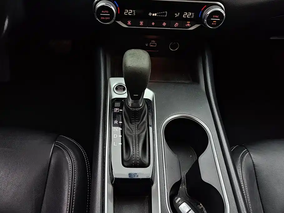Photo 16 - Nissan Teana