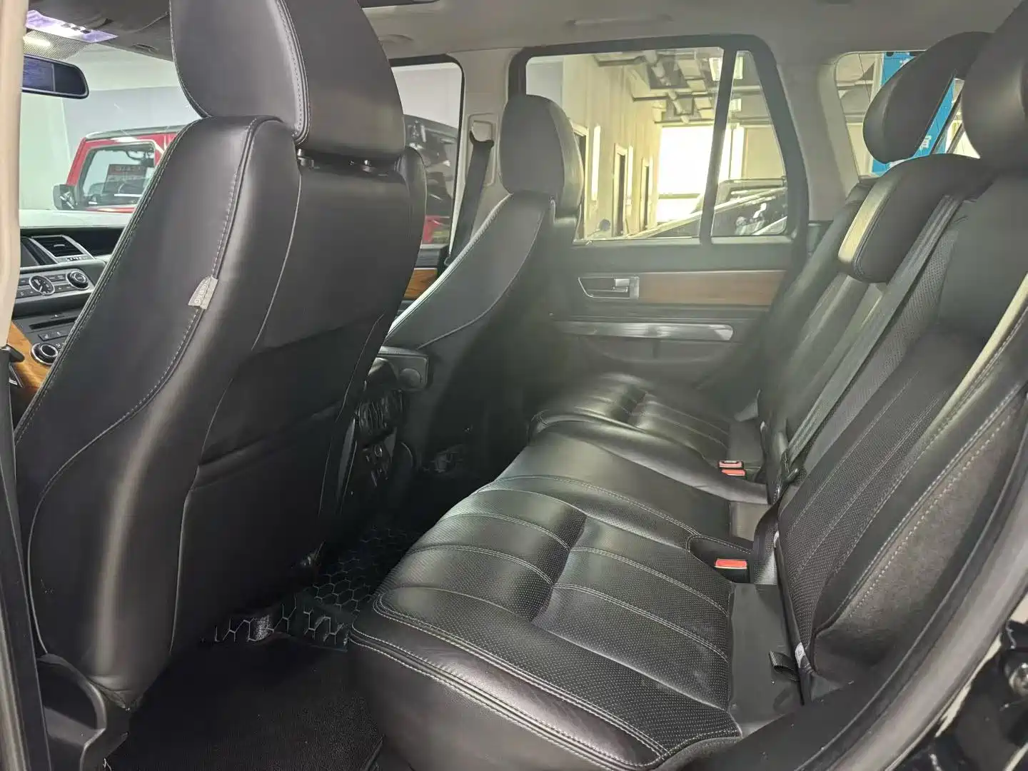 Фото 5 - Land Rover Range Rover Sport