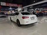 Photo 7 - Maserati Ghibli