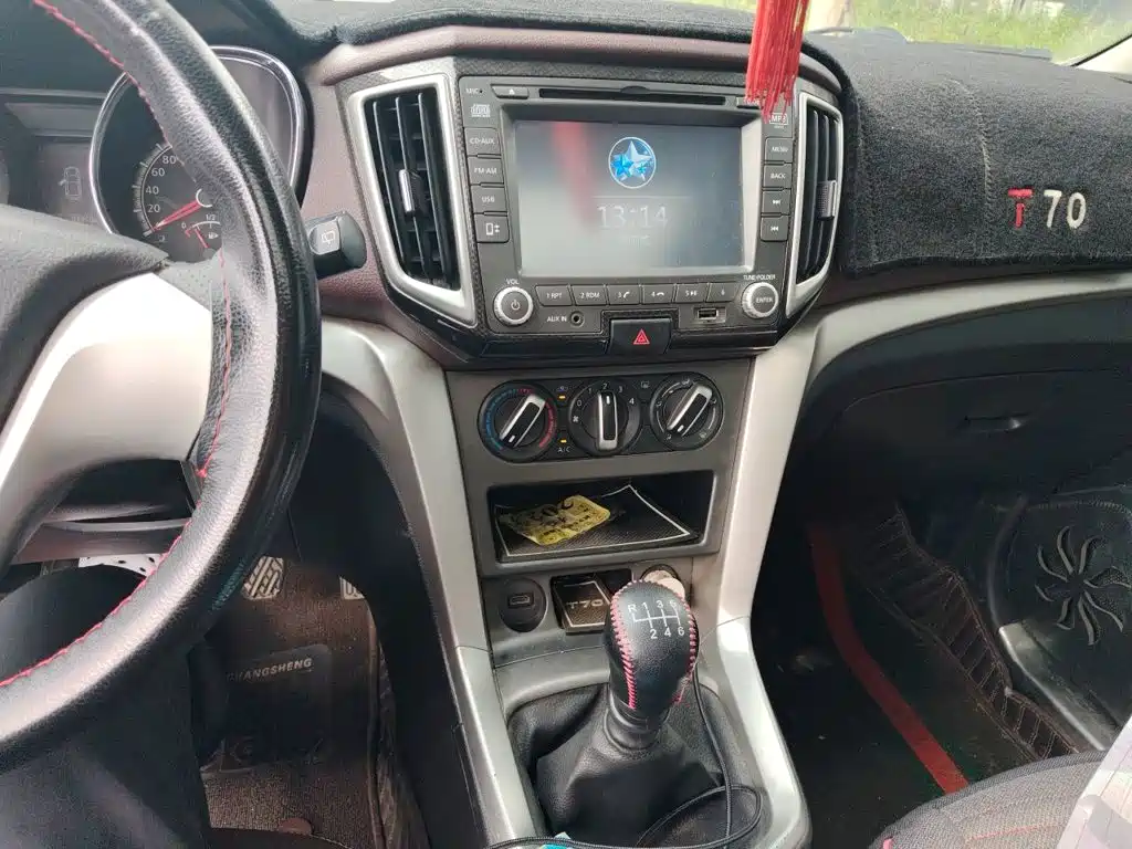 Venucia T70X 2017 2016 2.0L Manual Rui Xiang Sport Edition