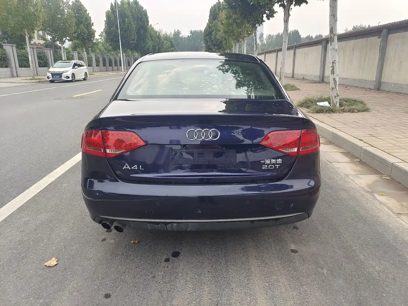 Фото 14 - Audi A4L