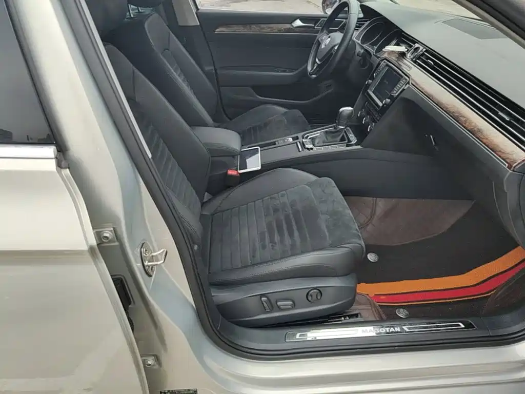 Фото 25 - Volkswagen Magotan