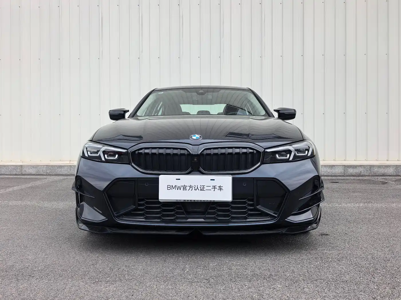 BMW 3 Series 2025 330Li M Sport Night Edition фото 2