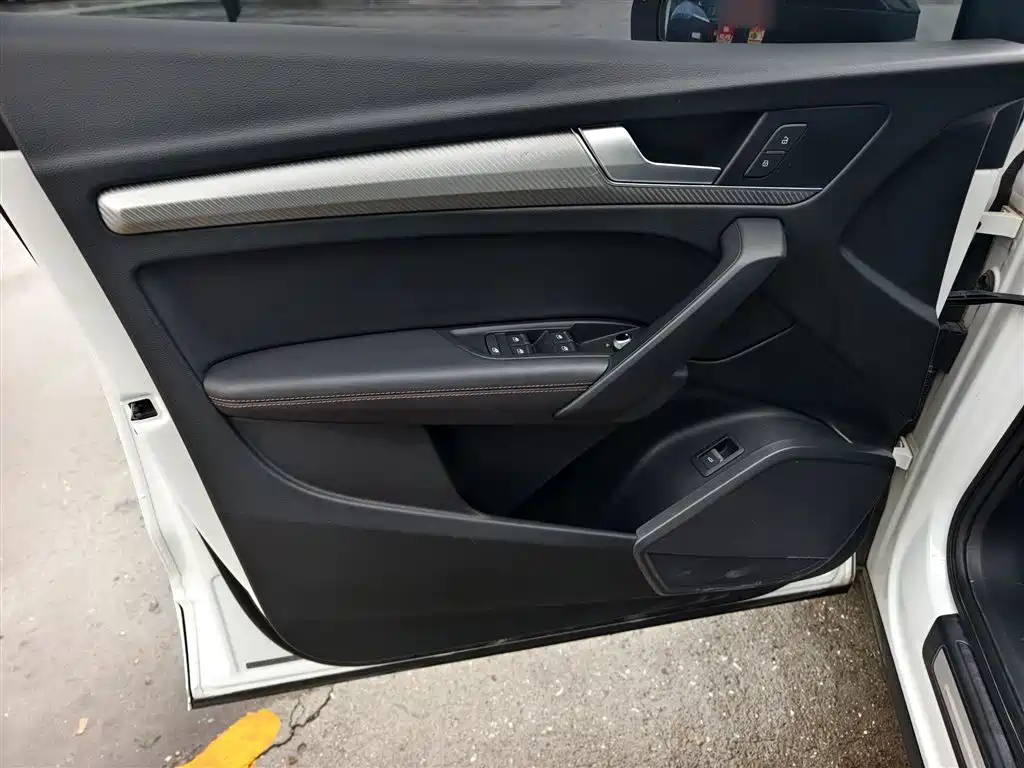 Audi Q5L 2018 45 TFSI Exclusive Fashion (China V) фото 2