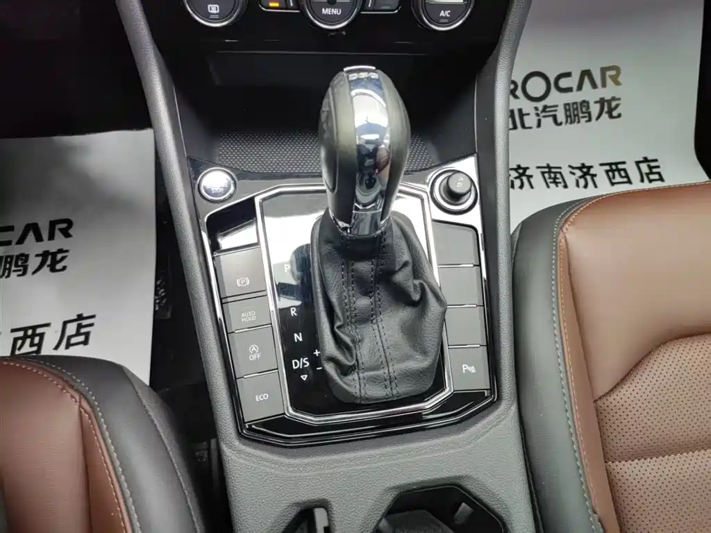 Volkswagen Lavida 2019 280TSI DSG Luxury Edition China VI фото 12