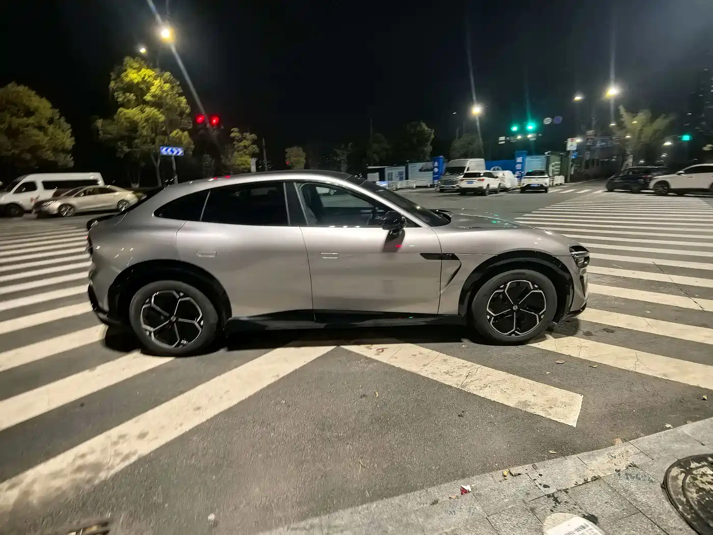 XIAOMI CAR XIAOMI YU7